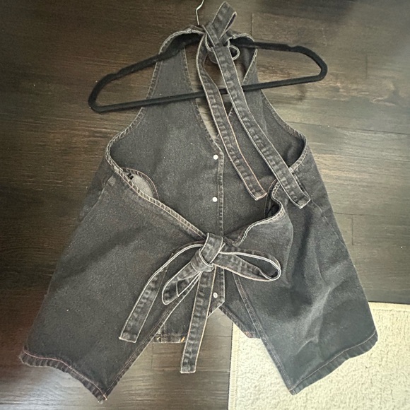 Lioness Hills Halter Washed Black - Picture 5 of 6